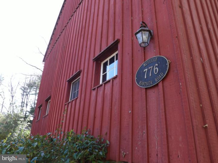 776 Kintner Road Kintnersville, PA 18930 - Photo 8 of 25 Gallery Image 8