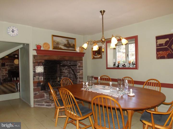 776 Kintner Road Kintnersville, PA 18930 - Photo 10 of 25 Gallery Image 10