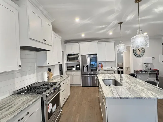 $3,600 | 370 Boone Street, Chapel Hill, NC 27516