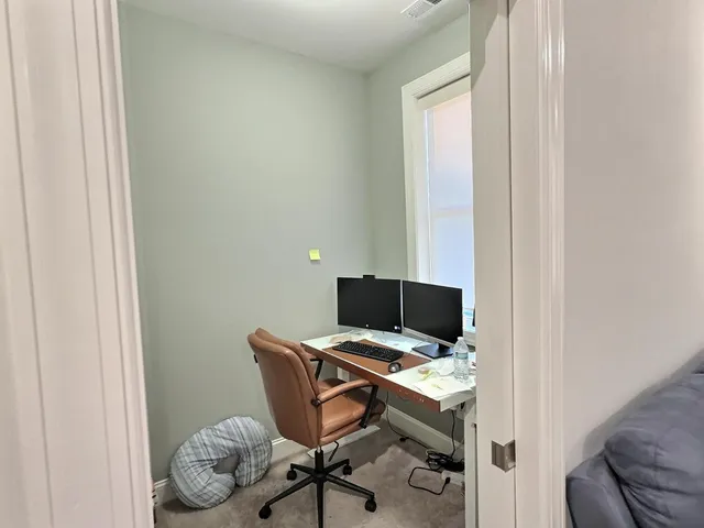 $3,600 | 370 Boone Street, Chapel Hill, NC 27516