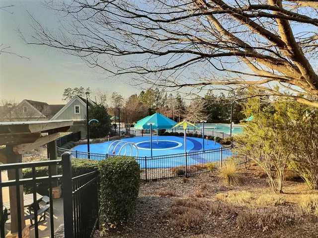 $3,600 | 370 Boone Street, Chapel Hill, NC 27516