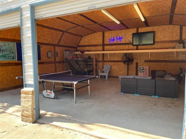 $590,000 | 343 Plantation Avenue, Pottsboro, TX 75076