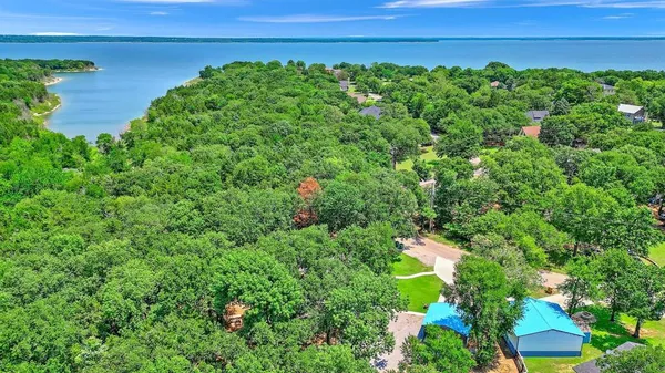 $590,000 | 343 Plantation Avenue, Pottsboro, TX 75076