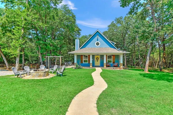 $590,000 | 343 Plantation Avenue, Pottsboro, TX 75076