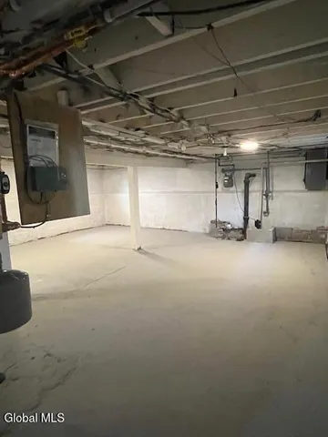 $319,900 | 63 Holmes Court, Albany, NY 12209