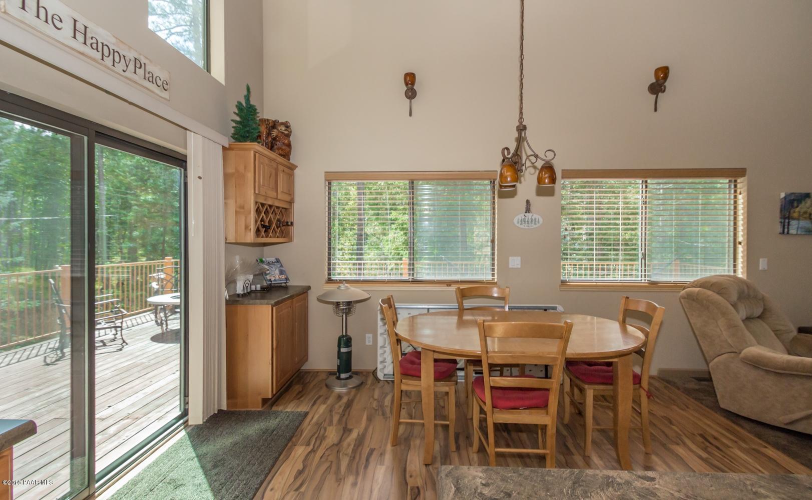 2990 Bluff Road Prescott, AZ 86303 - Photo 7 of 17 Dining Area