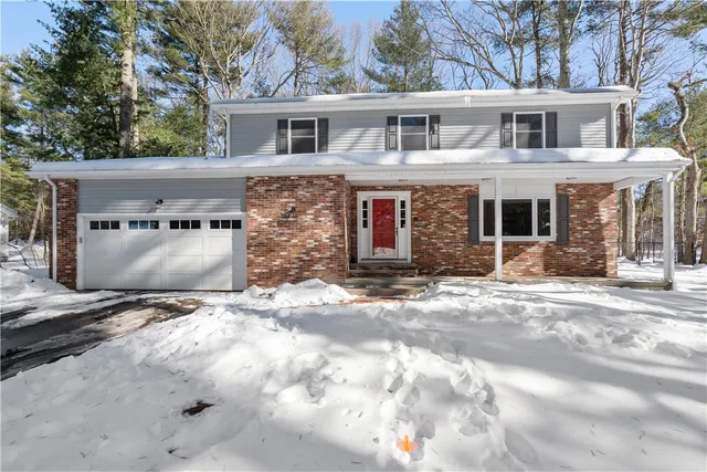$679,000 | 111 Wood Cove Drive, Coventry, RI 02816