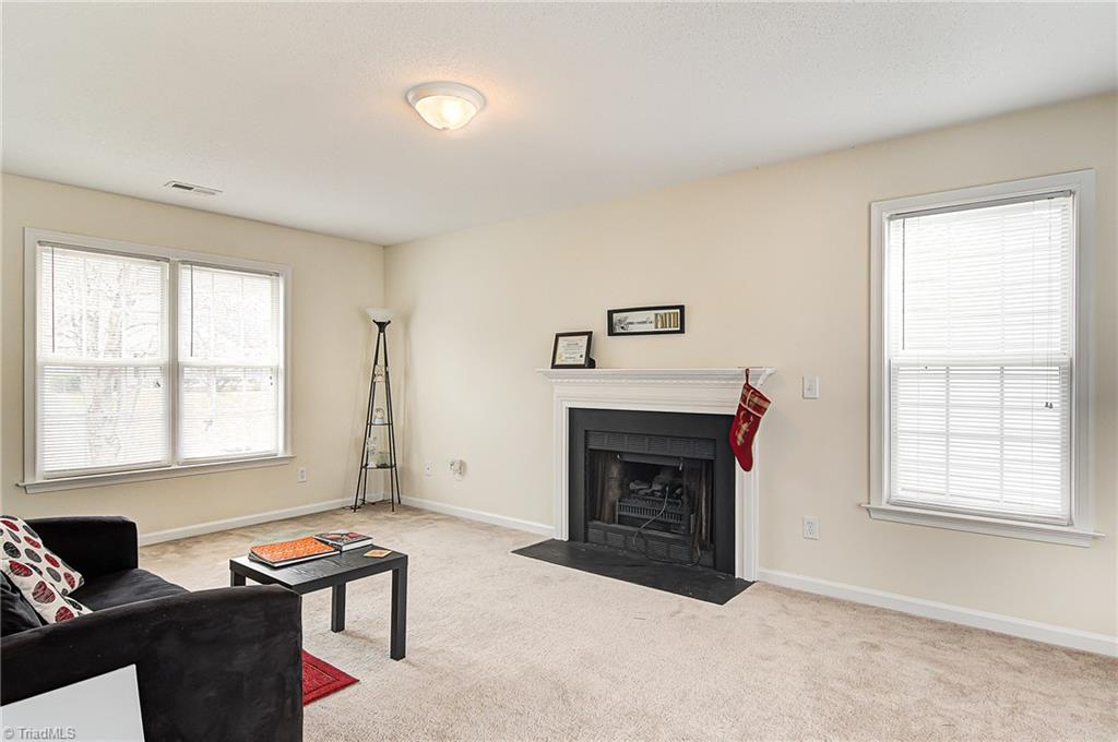 624 Fox Ridge Road Greensboro, NC 27406 - Photo 12 of 23 Gallery Image 12