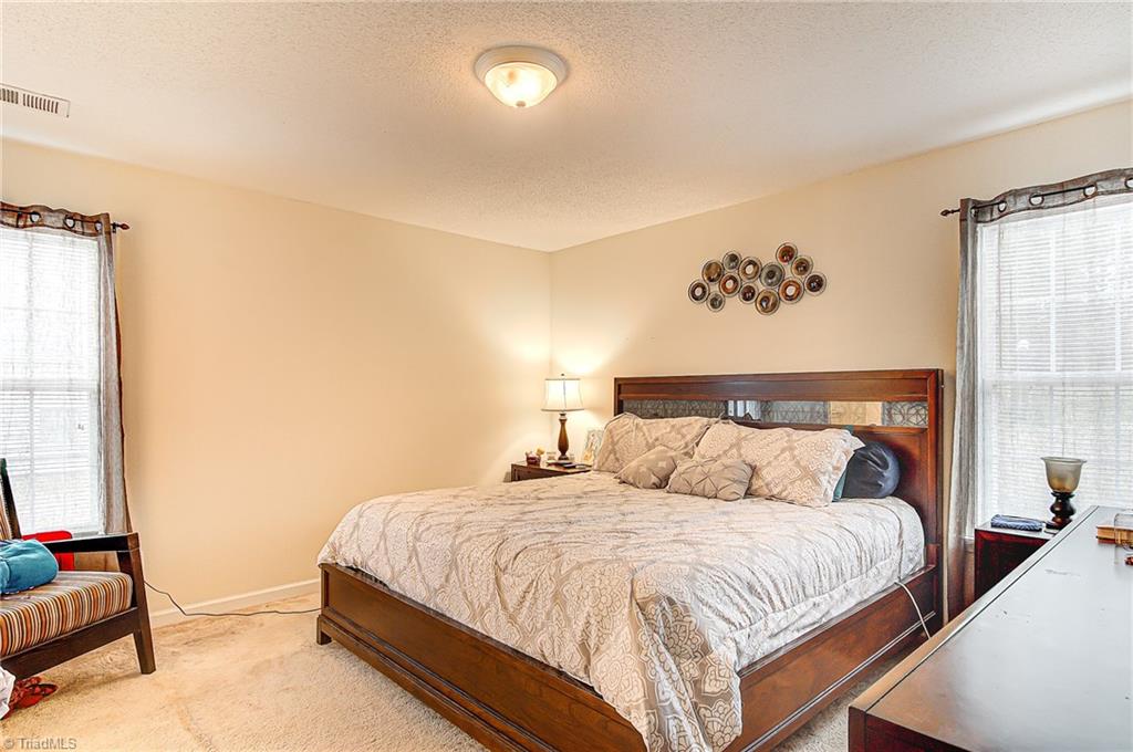 624 Fox Ridge Road Greensboro, NC 27406 - Photo 17 of 23 Gallery Image 17