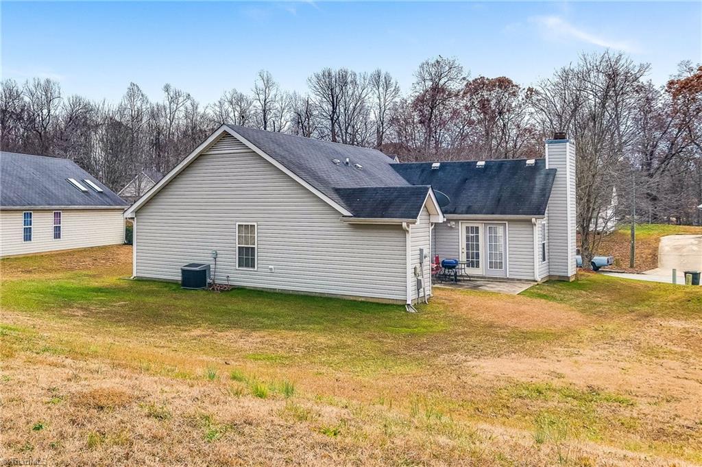 624 Fox Ridge Road Greensboro, NC 27406 - Photo 22 of 23 Gallery Image 22