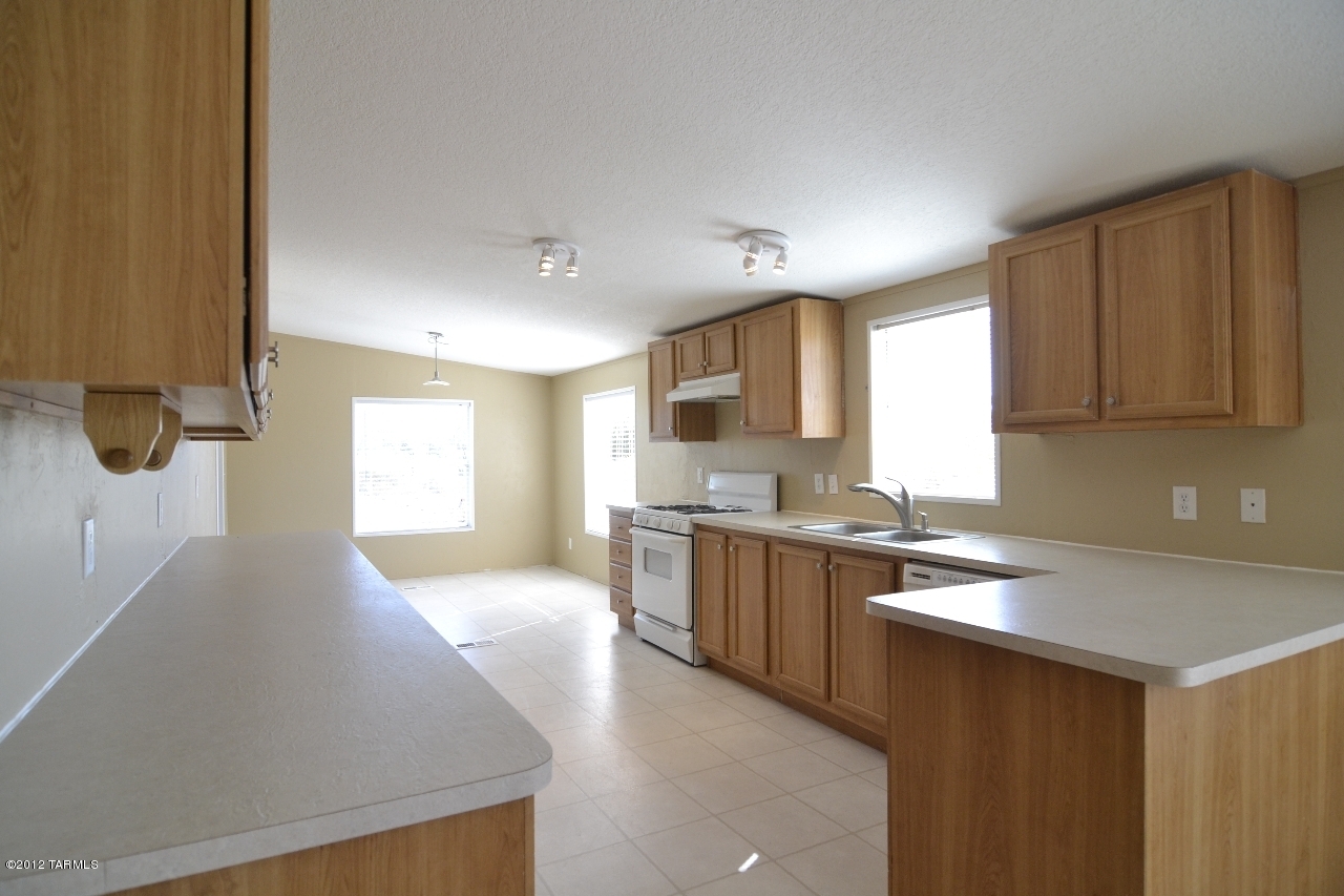 3472 East Andrada Road Vail, AZ 85641 - Photo 2 of 19 Gallery Image 2