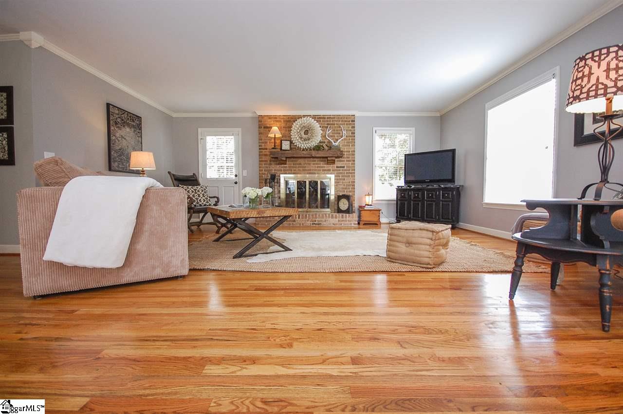 229 Sugar Creek Road Greer, SC 29650 - Photo 6 of 36 Gallery Image 6