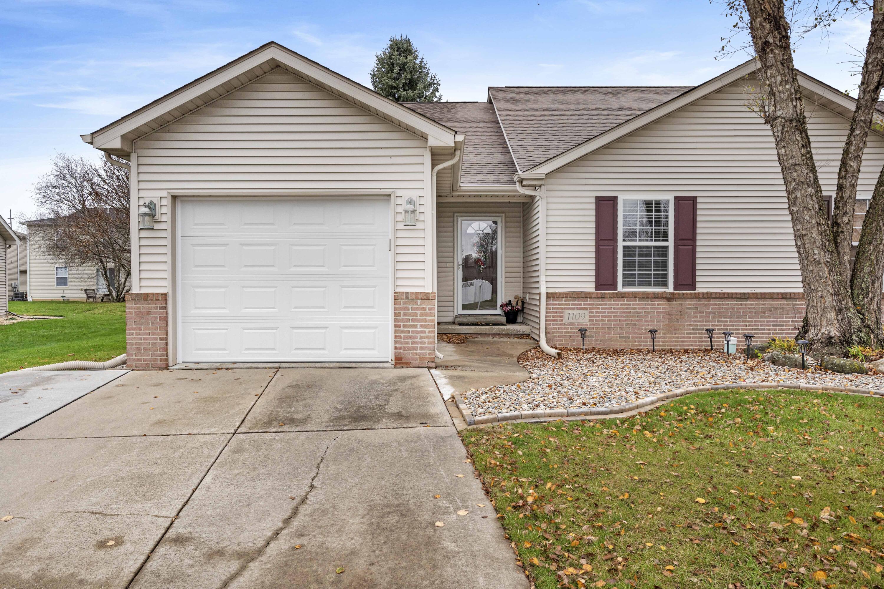 1109 Pine Creek Road Valparaiso, IN 46383 - Photo 1 of 13 3000x2001