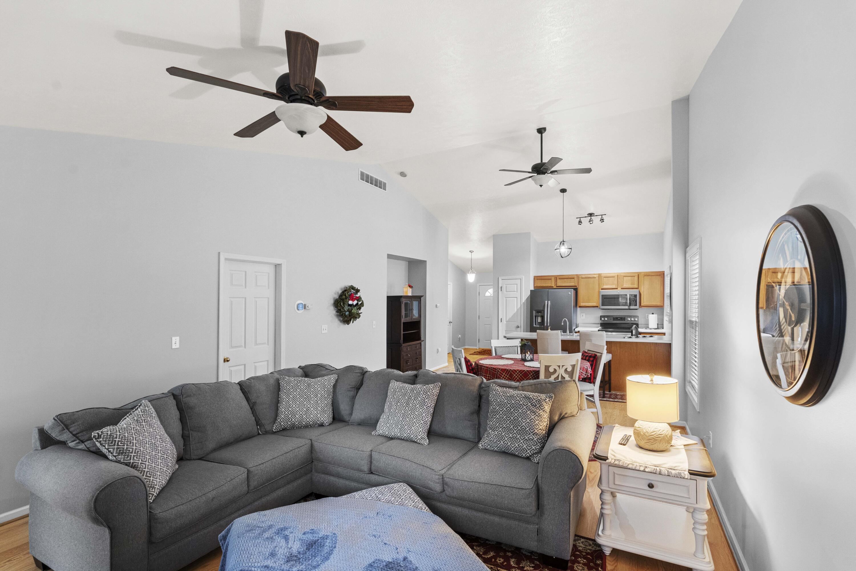 1109 Pine Creek Road Valparaiso, IN 46383 - Photo 6 of 13 3000x2001