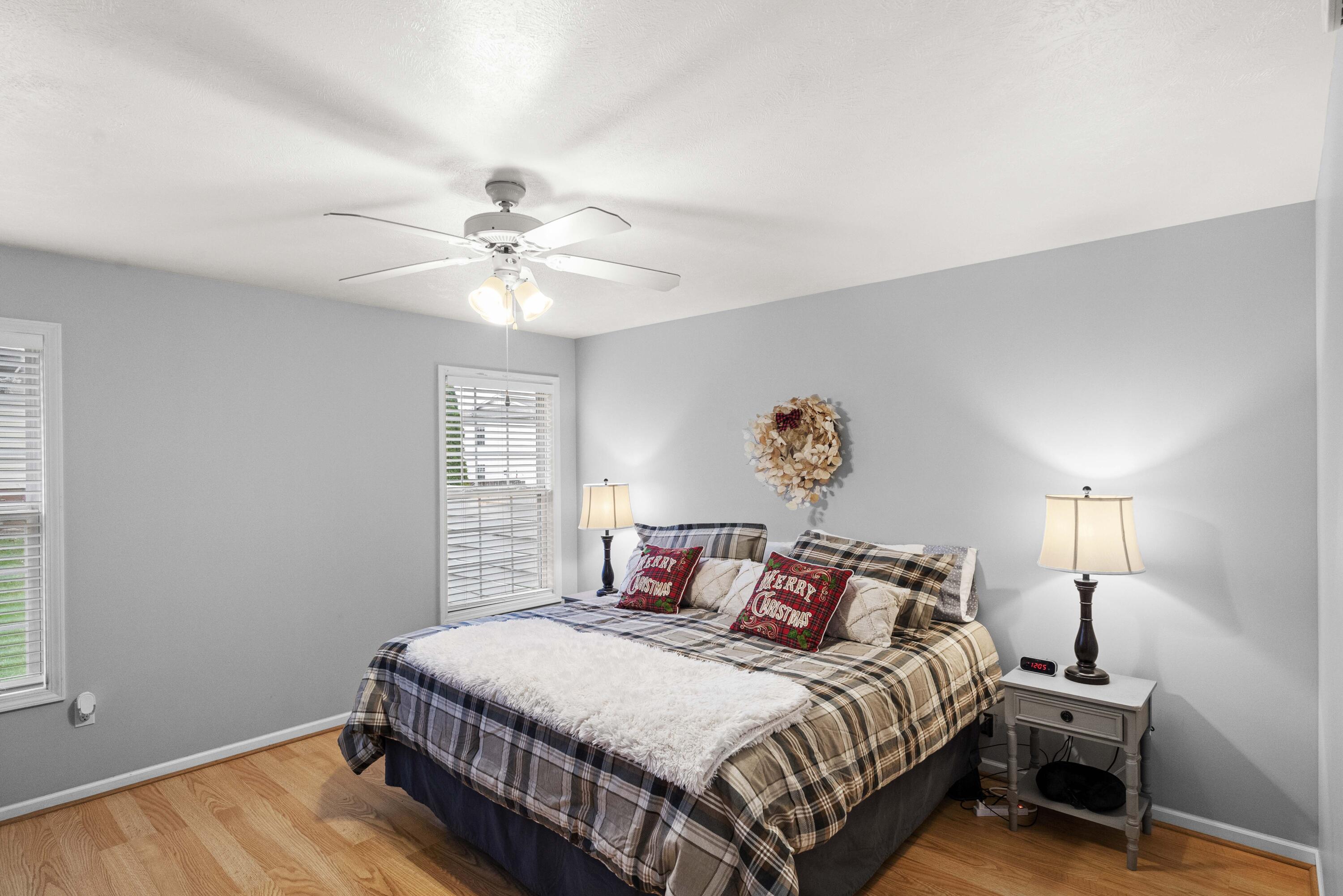 1109 Pine Creek Road Valparaiso, IN 46383 - Photo 7 of 13 3000x2001