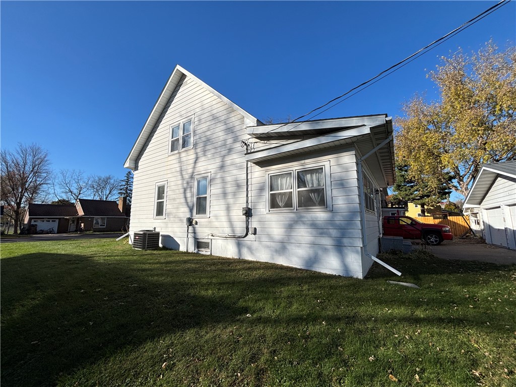 1820 Main Street Bloomer, WI 54724 - Photo 45 of 46