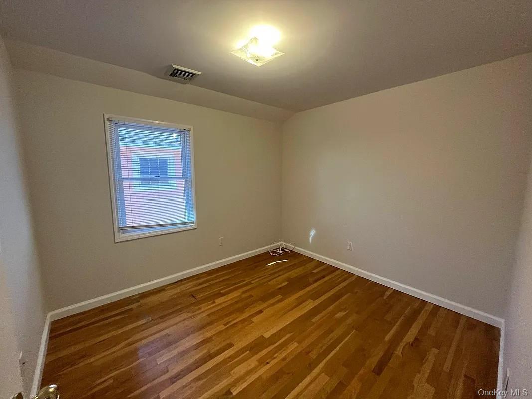 157-24 20th Road Queens, NY 11357 - Photo 10 of 13 Gallery Image 10