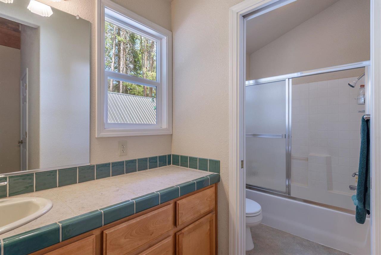 10477 Washoe Road Truckee, CA 96161 - Photo 18 of 21