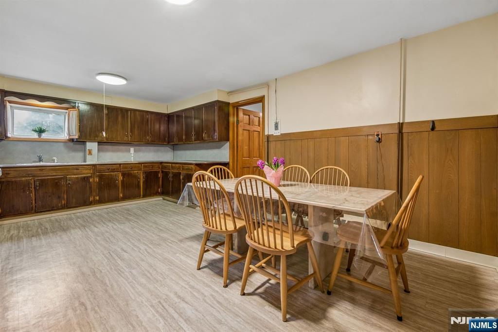 54 Briarhill Road Cedar Grove, NJ 07009 - Photo 21 of 30