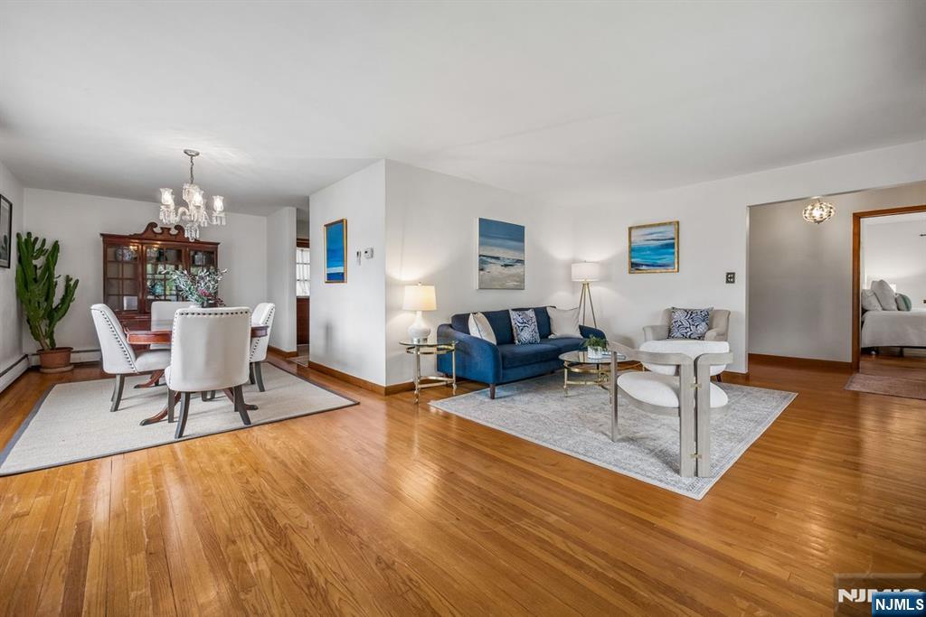 54 Briarhill Road Cedar Grove, NJ 07009 - Photo 3 of 30