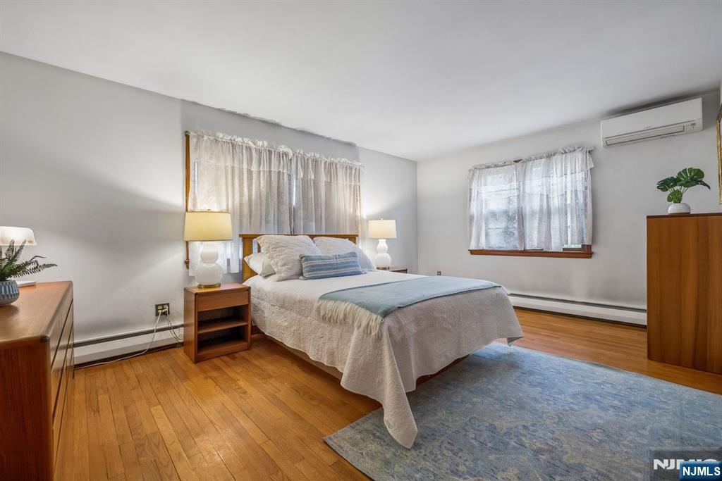 54 Briarhill Road Cedar Grove, NJ 07009 - Photo 8 of 30