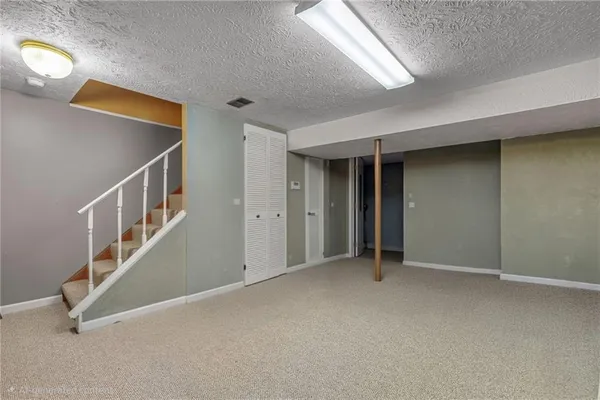 $192,500 | 605 Hickory Circle, Canonsburg, PA 15317