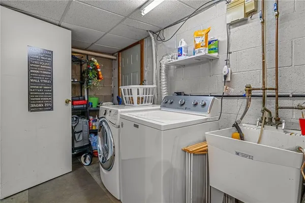 $192,500 | 605 Hickory Circle, Canonsburg, PA 15317