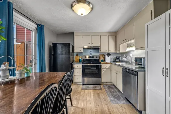 $192,500 | 605 Hickory Circle, Canonsburg, PA 15317