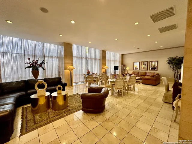 $4,000 | 7701 Wurzbach Road, Unit 2301, San Antonio, TX 78229