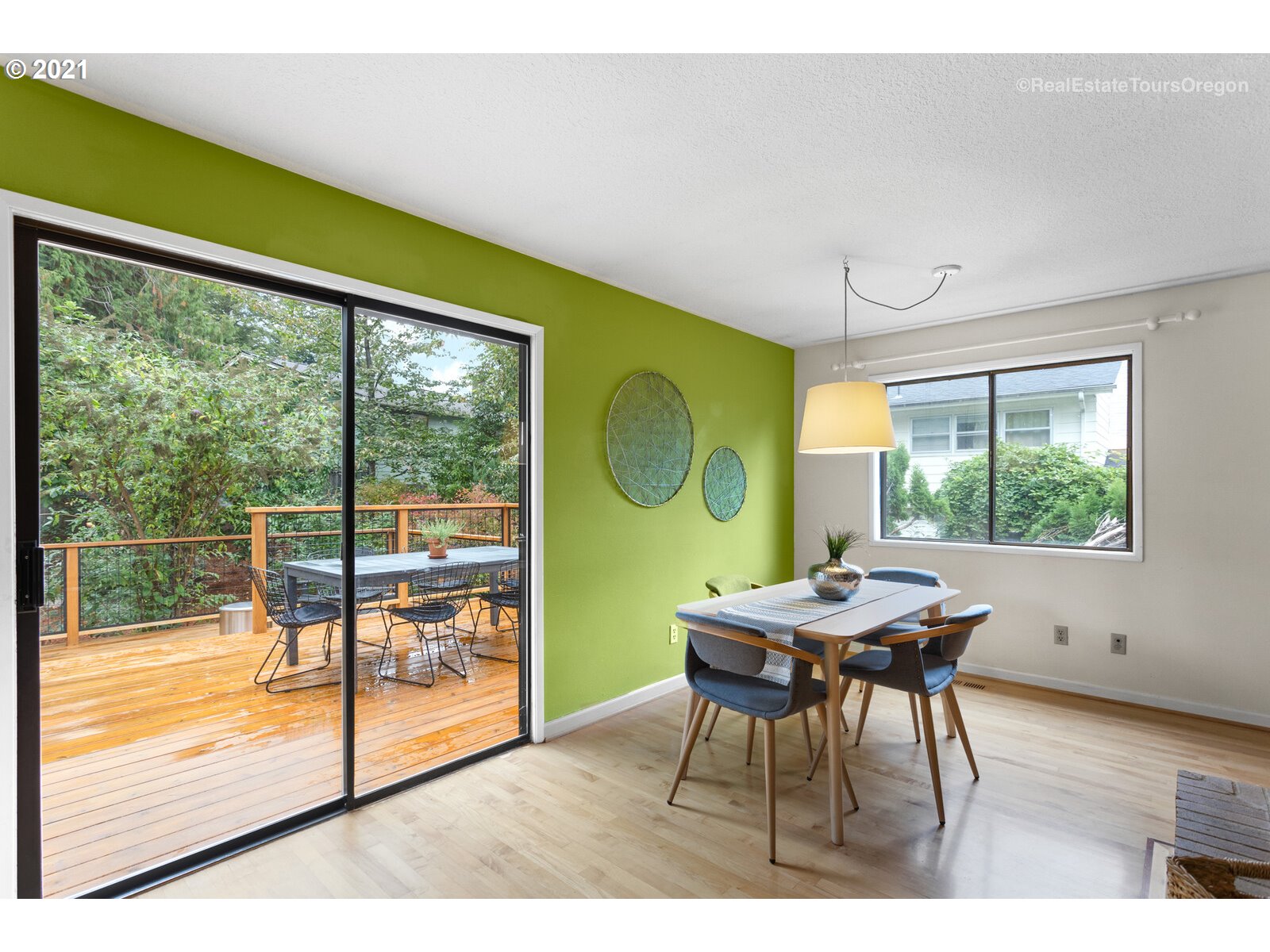 5441 Southwest Hamilton Street Portland, OR 97221 - Photo 11 of 29 Gallery Image 11