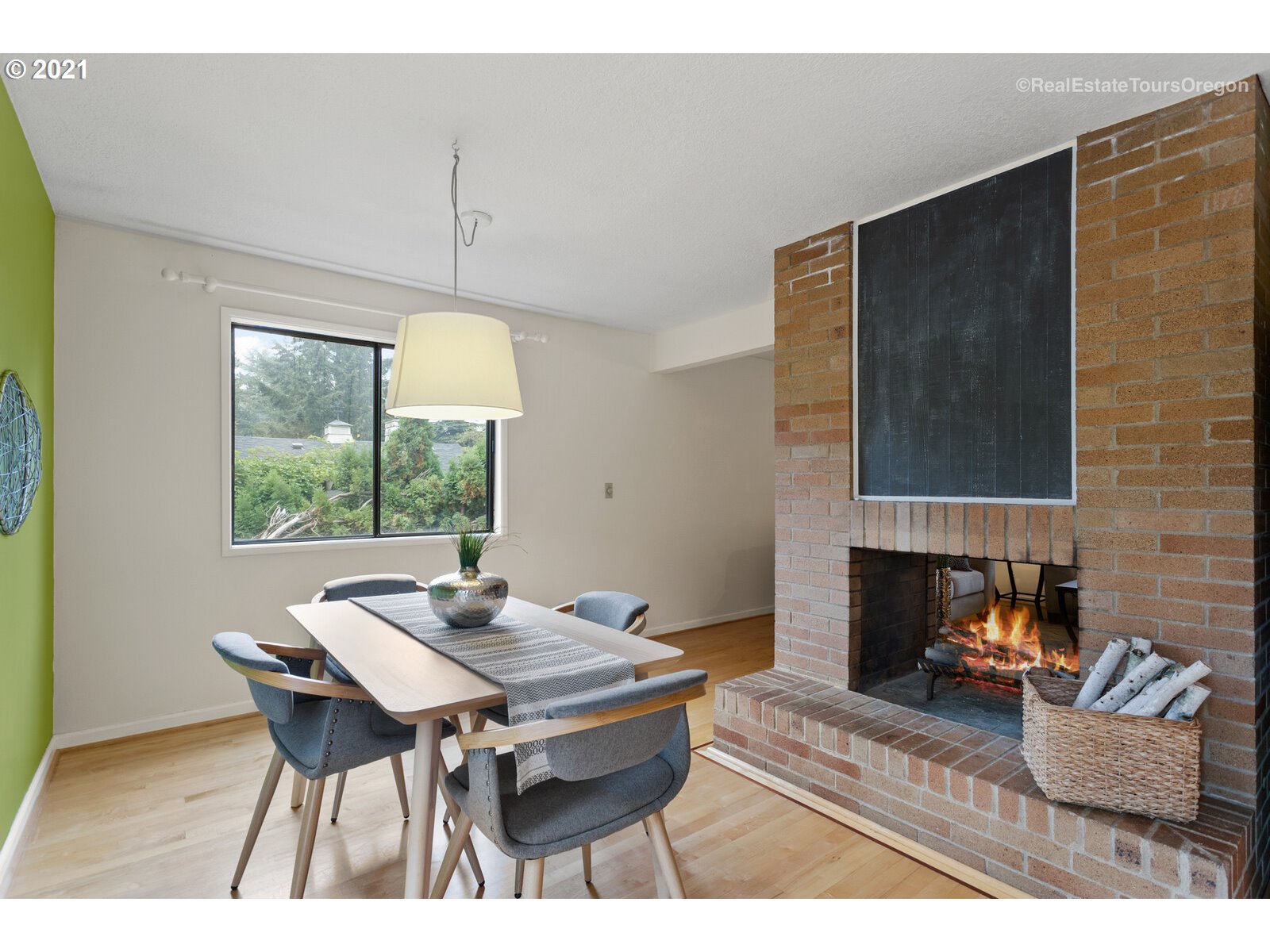 5441 Southwest Hamilton Street Portland, OR 97221 - Photo 12 of 29 Gallery Image 12