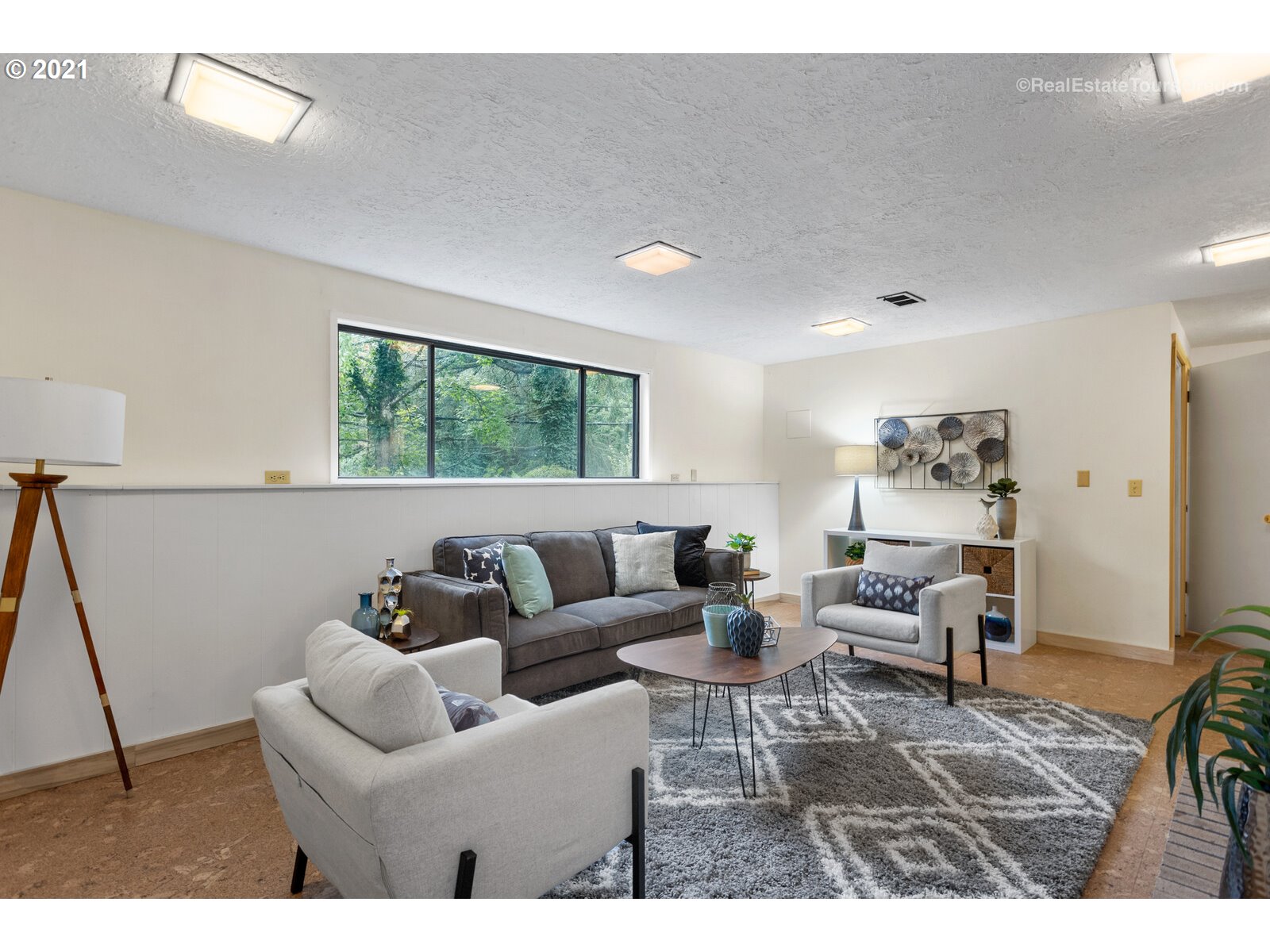5441 Southwest Hamilton Street Portland, OR 97221 - Photo 21 of 29 Gallery Image 21