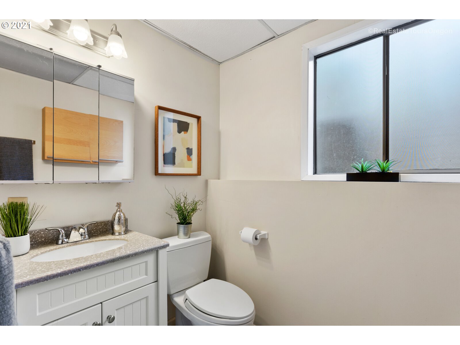 5441 Southwest Hamilton Street Portland, OR 97221 - Photo 24 of 29 Gallery Image 24