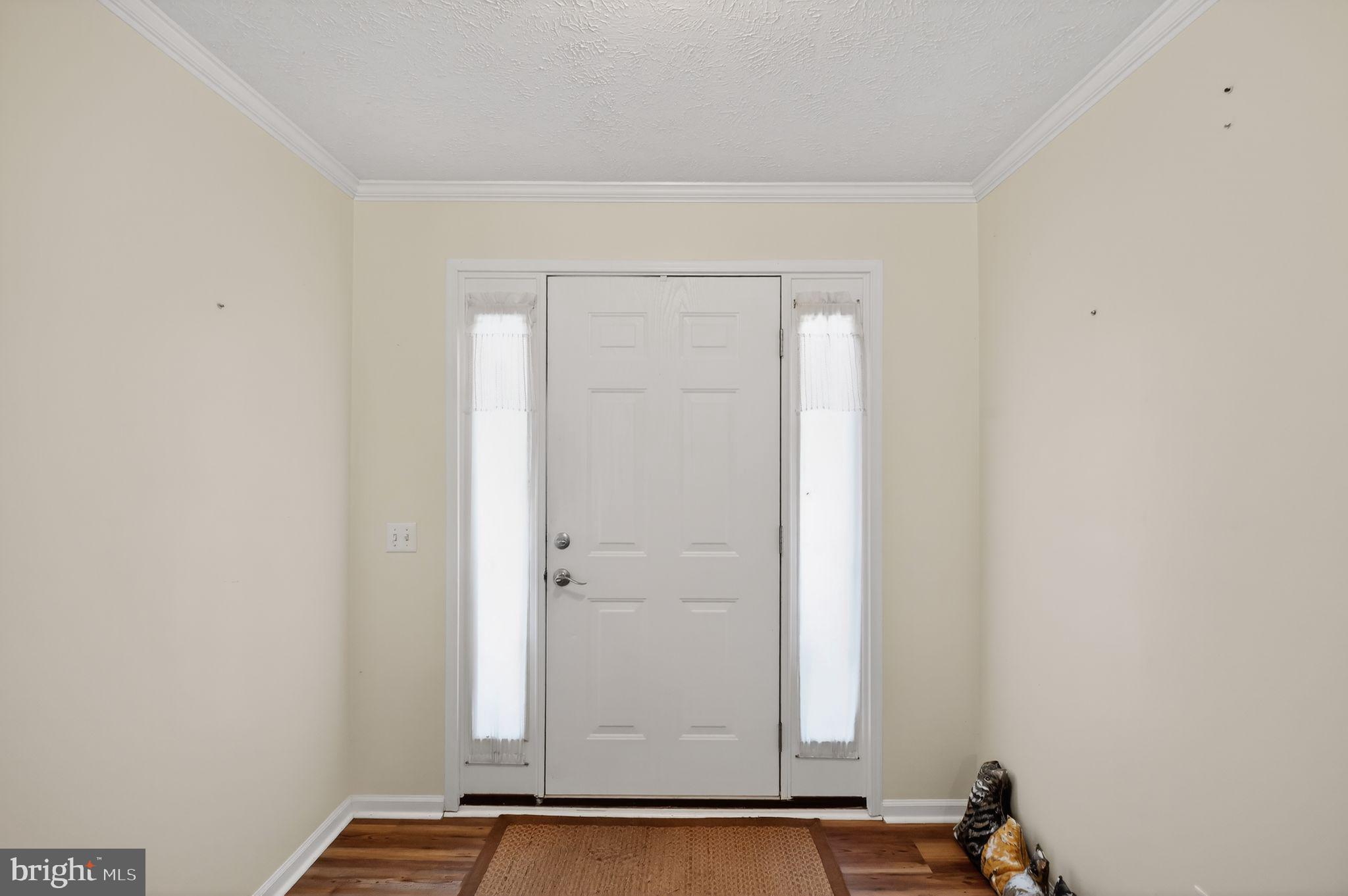 178 Lizzie Mills Road Castleton, VA 22716 - Photo 20 of 40 a view of room with hardwood floor