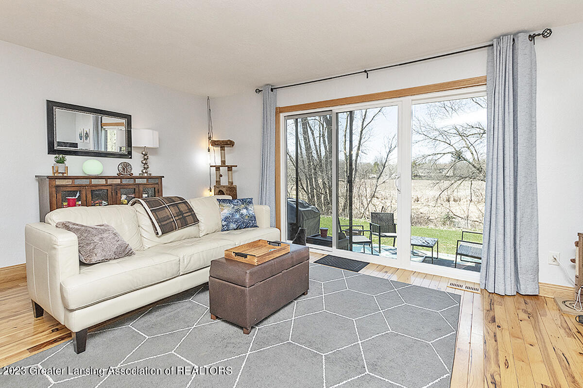 1748 Maple Ridge Road, Unit 86 Haslett, MI 48840 - Photo 5 of 19 _DSC3106