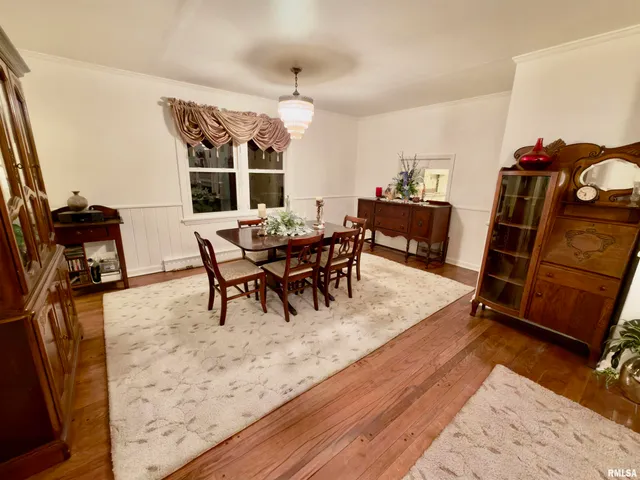 $329,900 | 3831 East State Highway, Shumway, IL 62461