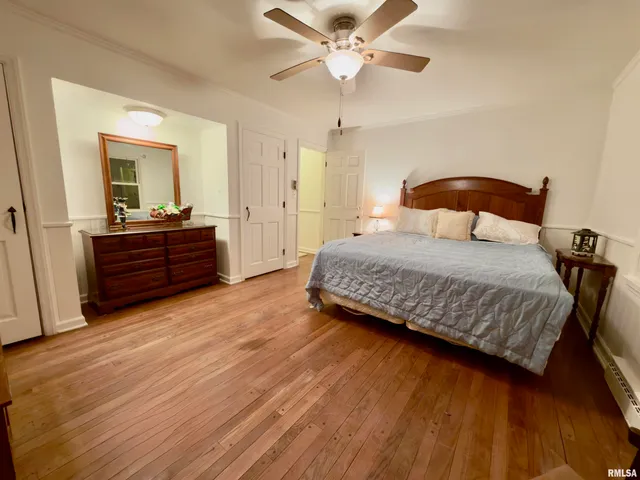 $329,900 | 3831 East State Highway, Shumway, IL 62461