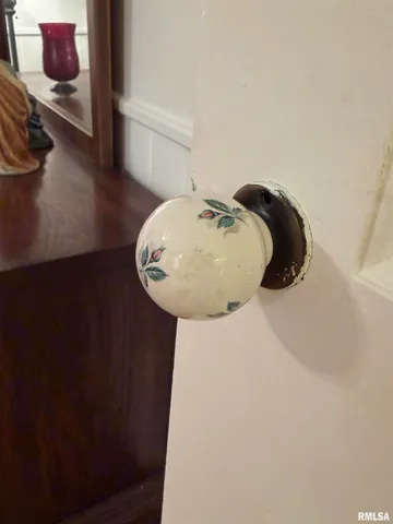 $329,900 | 3831 East State Highway, Shumway, IL 62461