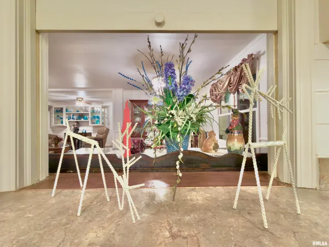 $329,900 | 3831 East State Highway, Shumway, IL 62461