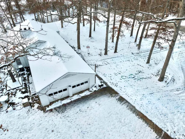 $329,900 | 3831 East State Highway, Shumway, IL 62461