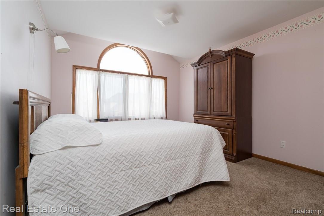 861 Norcross Drive Rochester, MI 48307 - Photo 25 of 50 861-Norcross--30.jpg