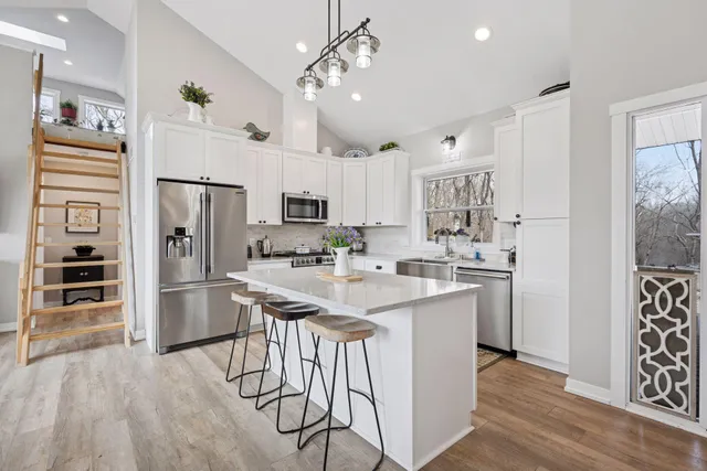 $3,250,000 | 18837 Ogden Street Northwest, Elk River, MN 55330