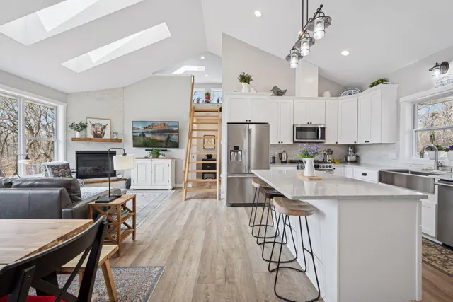 $3,250,000 | 18837 Ogden Street Northwest, Elk River, MN 55330