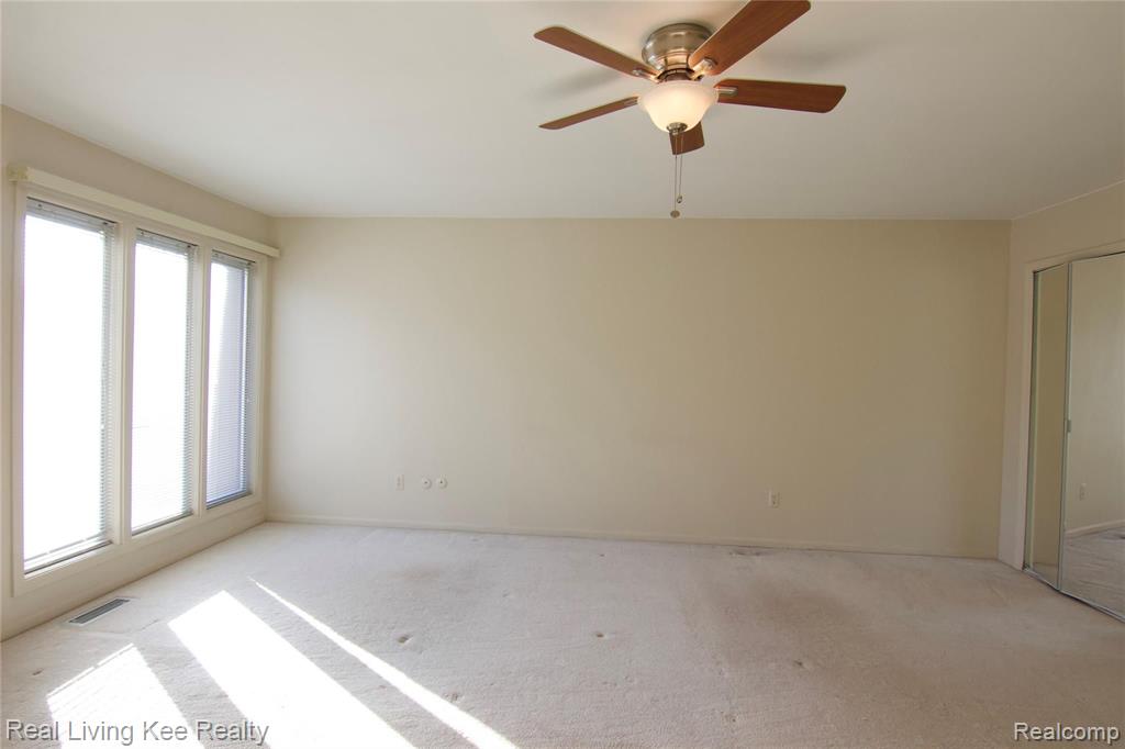 1239 Oakwood Court, Unit 29 Rochester, MI 48307 - Photo 26 of 30