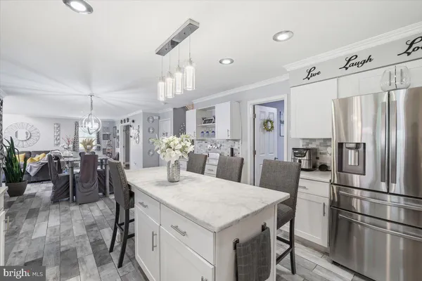$649,900 | 9 Hickory Drive, East Stroudsburg, PA 18301