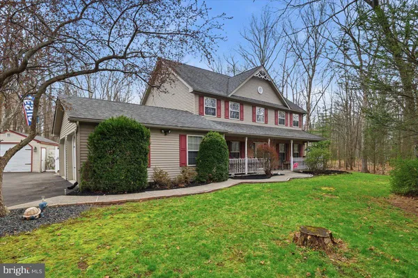 $649,900 | 9 Hickory Drive, East Stroudsburg, PA 18301