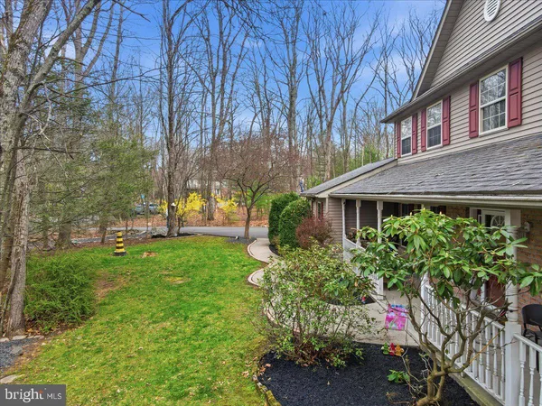 $649,900 | 9 Hickory Drive, East Stroudsburg, PA 18301
