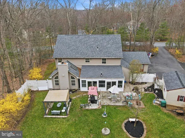 $649,900 | 9 Hickory Drive, East Stroudsburg, PA 18301