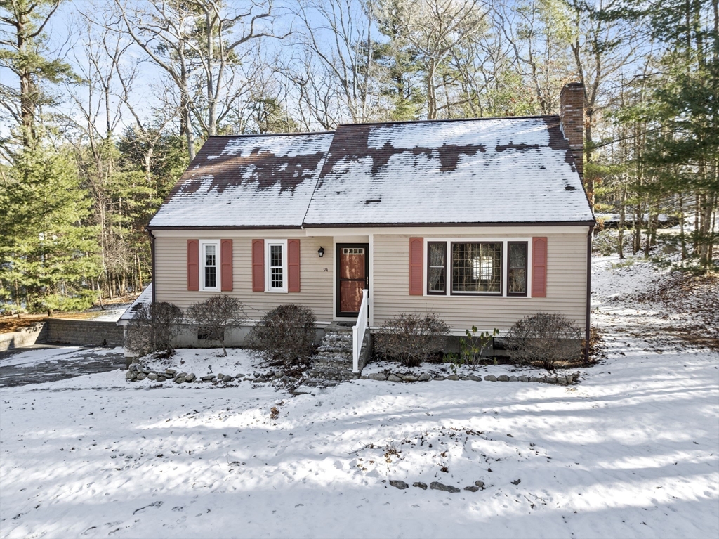 94 Smoke Hill Ridge Road Marshfield, MA 02050 - Photo 5 of 33 Gallery Image 5