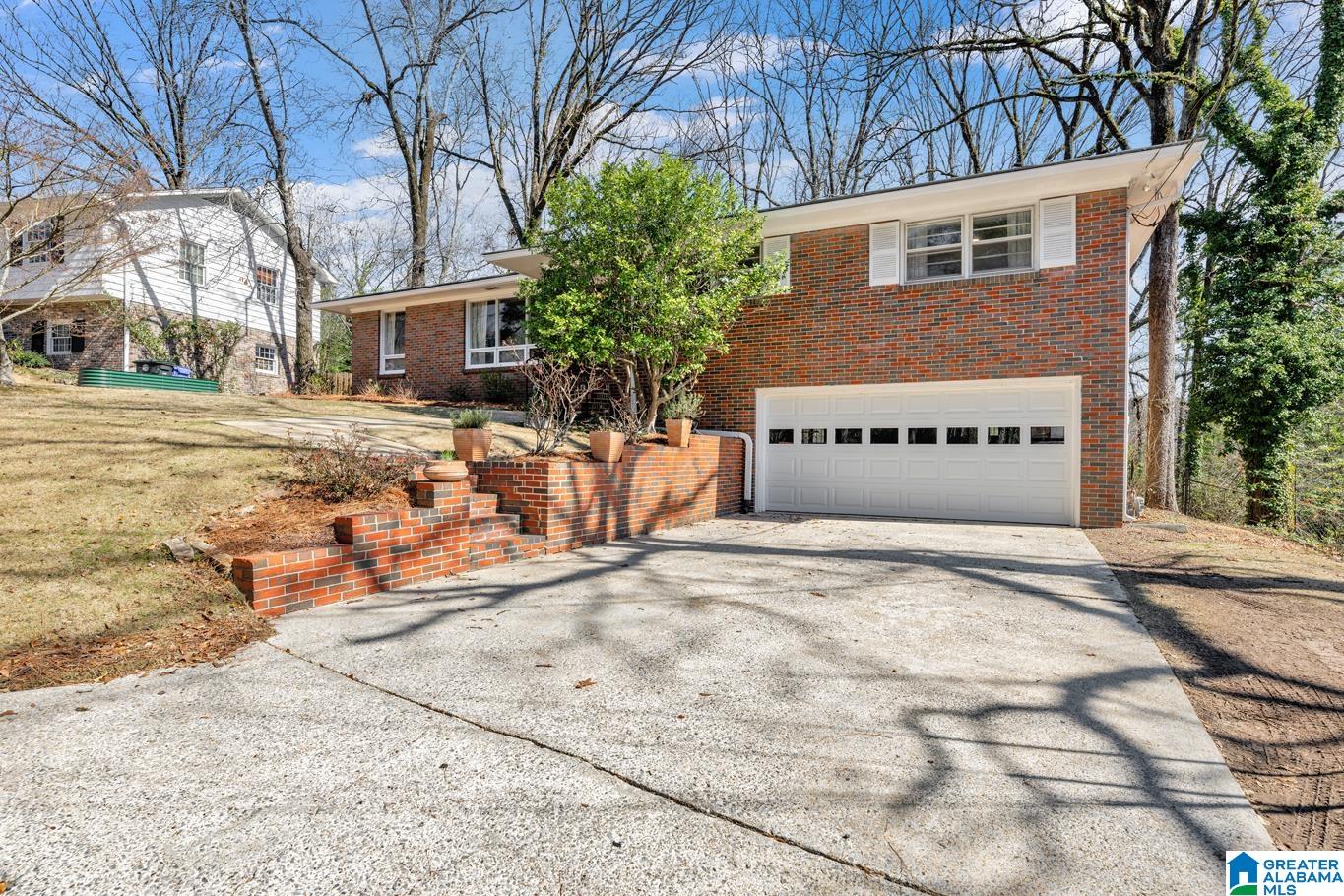 1325 Southhall Road Birmingham, AL 35213 - Photo 3 of 37 Gallery Image 3